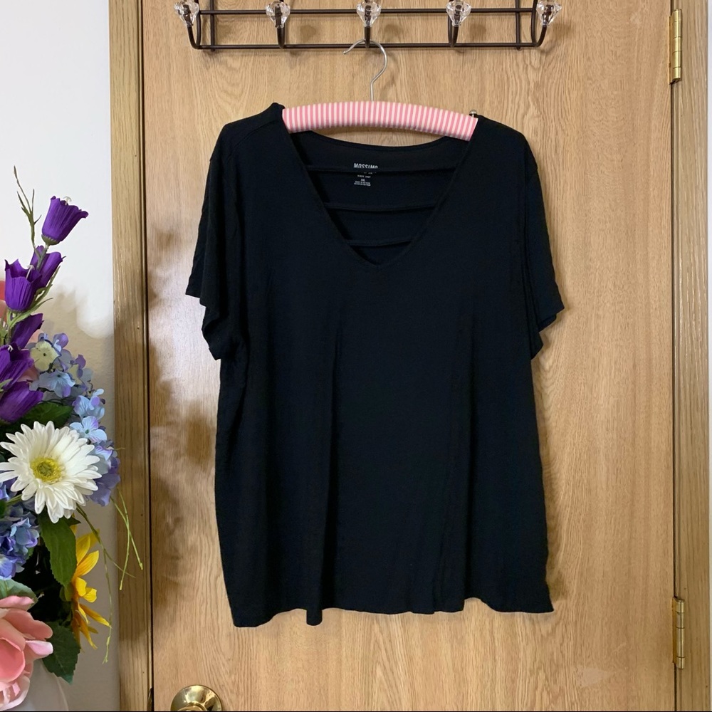 Mossimo Black Strappy Front V-neck shirt XXL